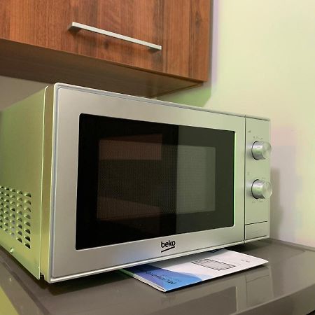 Apartment Mona Warsaw Przy Stacji Metra מראה חיצוני תמונה